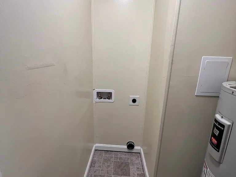 49 Carver Cir — Photo 10