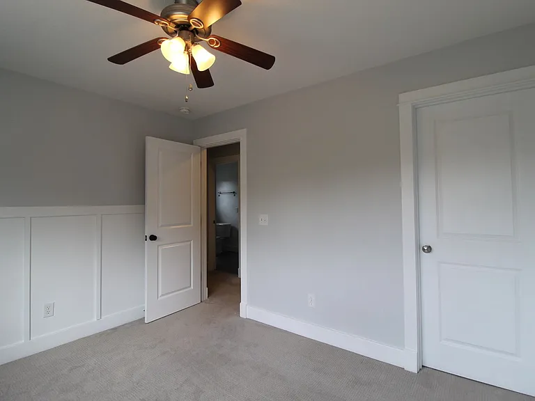 3733 Thompson Cir — Photo 20