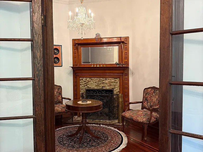 From living room looking into center parlor seating area