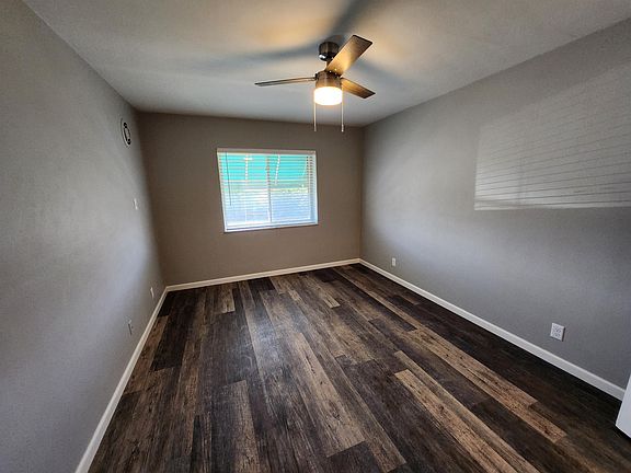 5th image of 2727 Hampton Ave #11230292