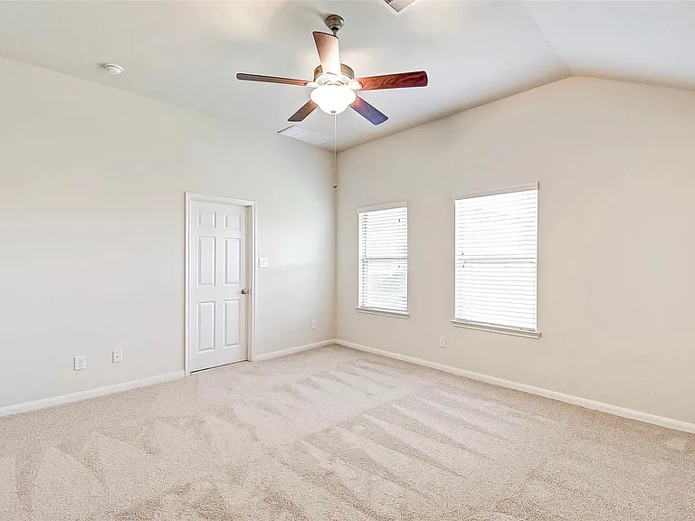 18802 Majestic Vista Ln — Photo 13