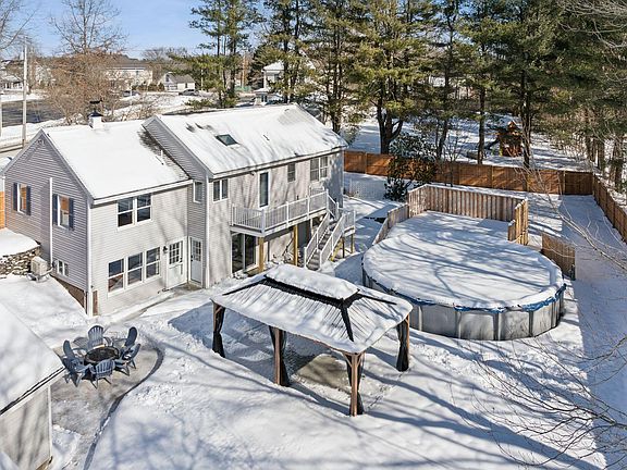 4th image of 6 Woodside Drive