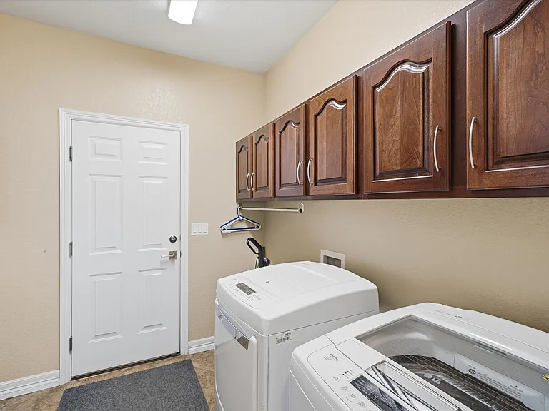2212 Ridgetrail Dr — Photo 21