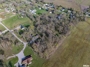 507 E 12th St, Sandoval, IL 62882