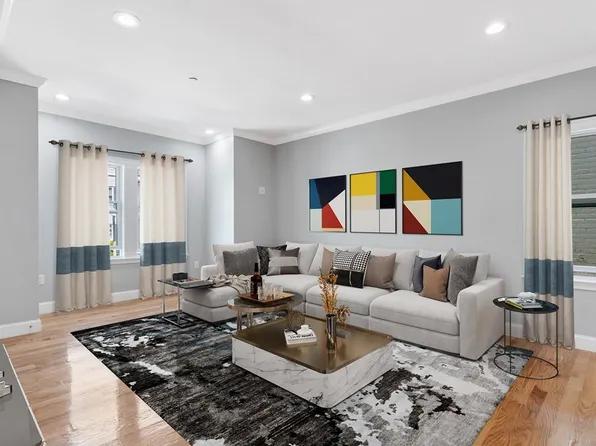 9 Wales St APT 2, Dorchester Center, MA 02124