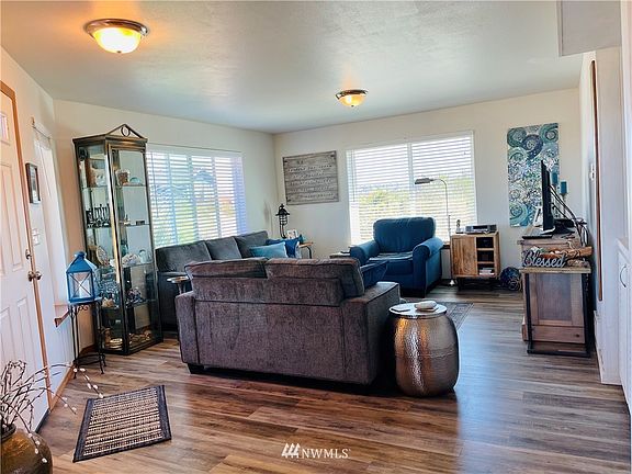 5th image of 461 S Portal Loop SW Unit 98569