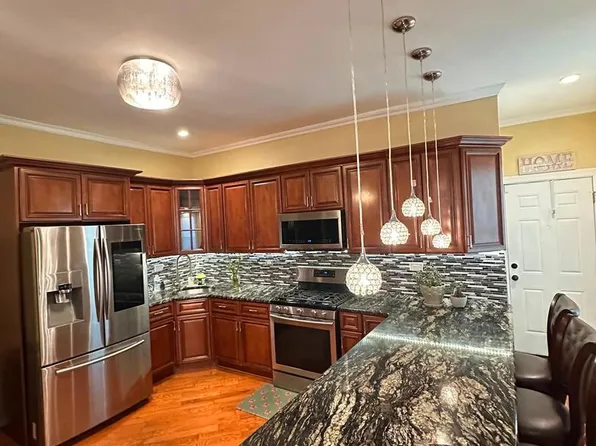 717 Hamilton Ave, Trenton, NJ 08629