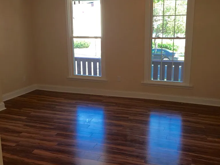 121 Gertrude St #1 — Photo 8