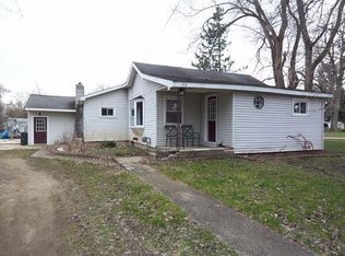 434 N 1st St, Elsie, MI