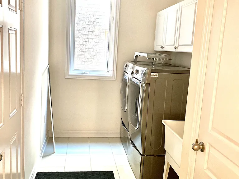 160 Chouinard Way — Photo 13