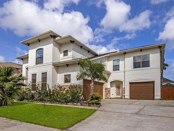 4th image of 2245 Lake Cove Way