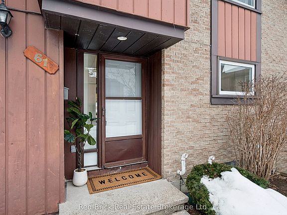 2nd image of 539 Willow Rd #61