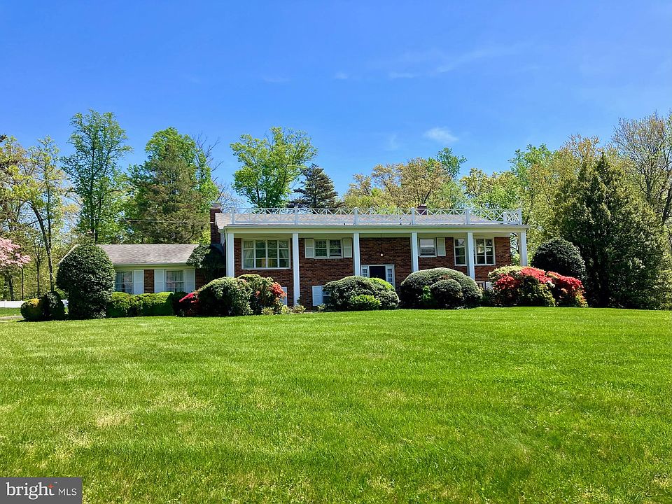 1st image of 9008 Marseille Dr