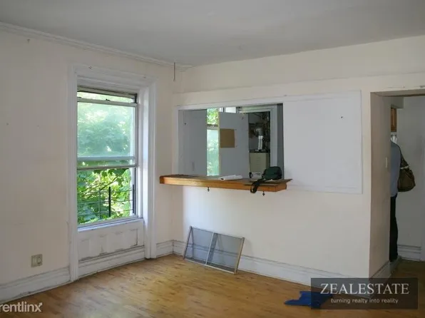 277 Adelphi St, Brooklyn, NY 11205