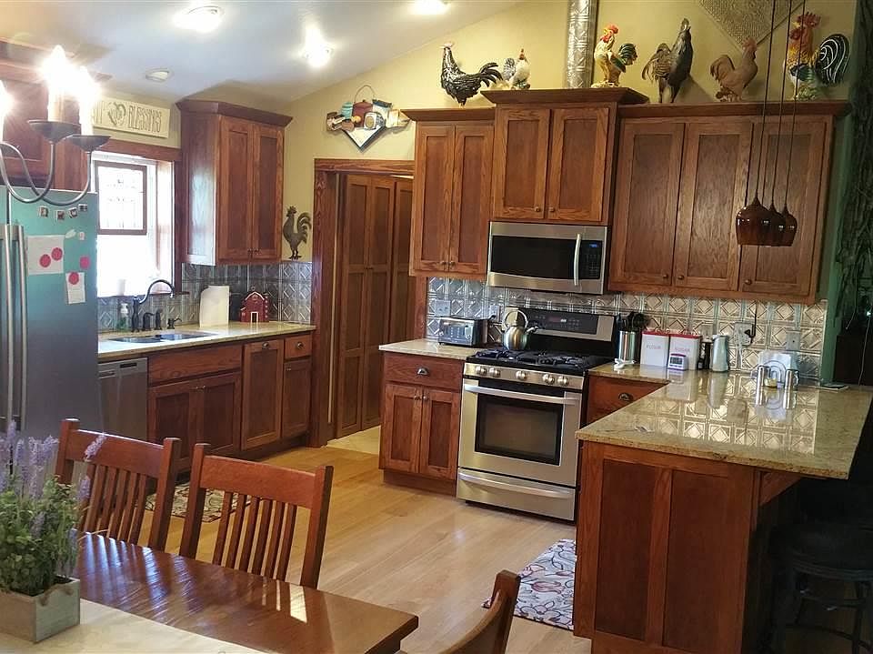1st image of 179 Eglentine Ln