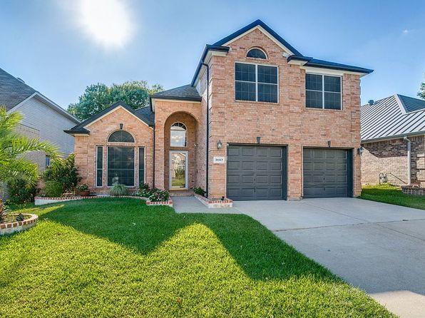 3667 Smoke Tree Trl