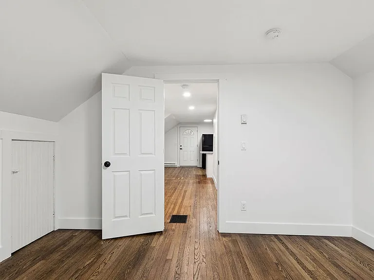 414 Herkimer St — Photo 16