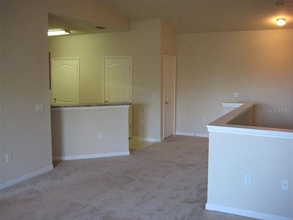 5th image of 10415 Villa View Cir