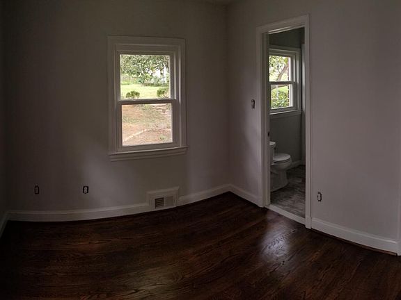 3rd image of 3911 6th St S