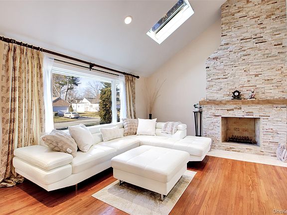 3rd image of 26 Midland Road