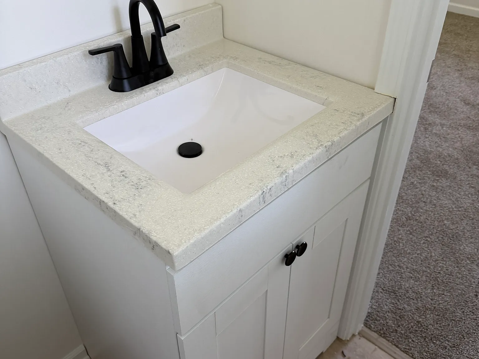 Studio, 400 sqft, $950 — Photo 4