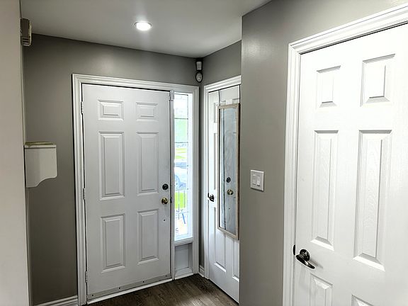 3rd image of 67 Russell Hill Dr #1