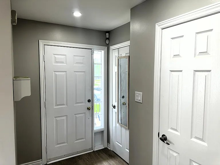 67 Russell Hill Dr #1 — Photo 3