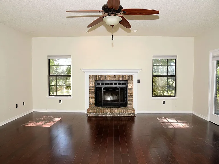 116 Baywind Dr — Photo 11