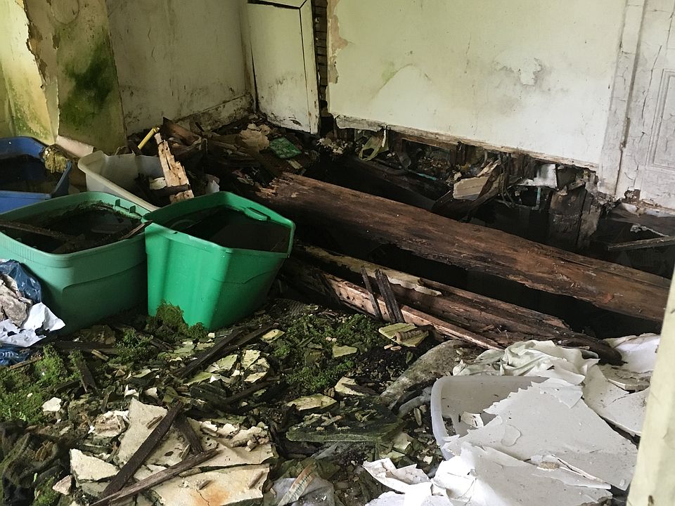 2nd image of 22 Pine St