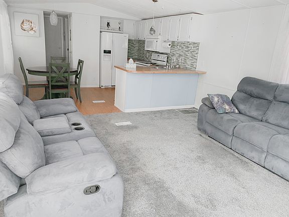 5th image of 4370 Manatee Ln #18A