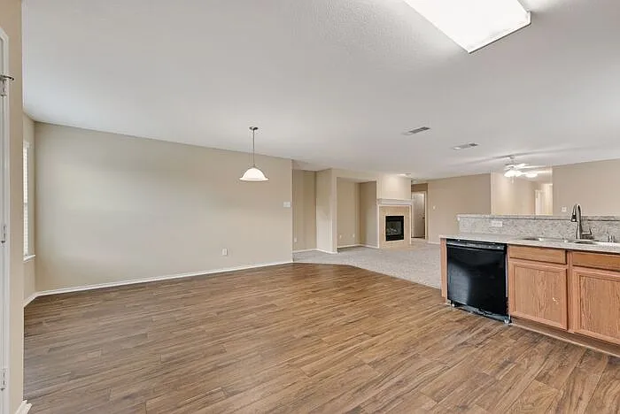 6233 Balcony Ln — Photo 13