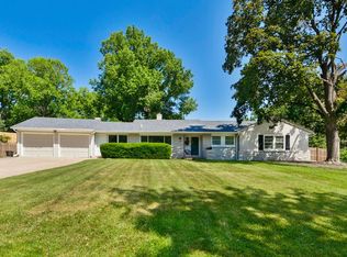 1117 Ridgewood Ave, Omaha, NE 68124