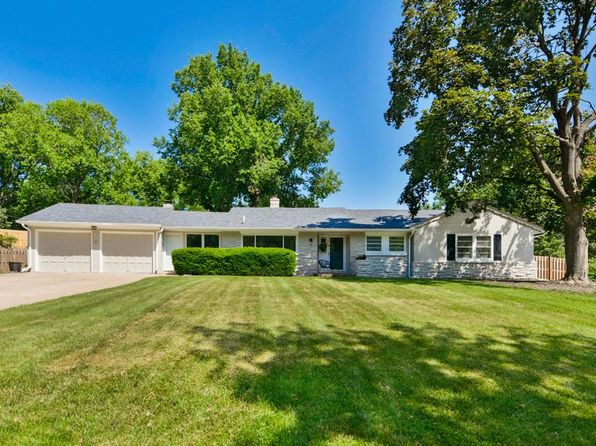 1117 Ridgewood Ave