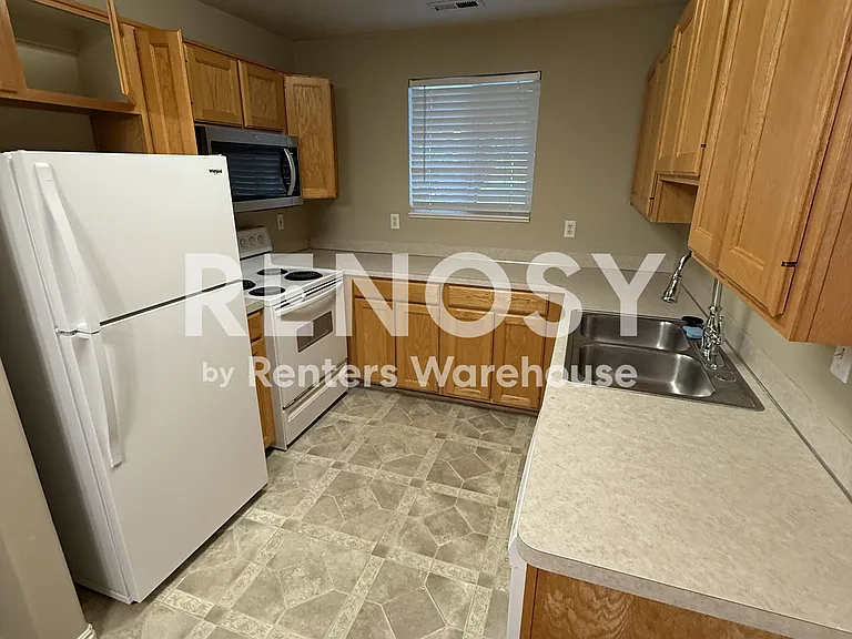 2421 N 400 E #C5 — Photo 3