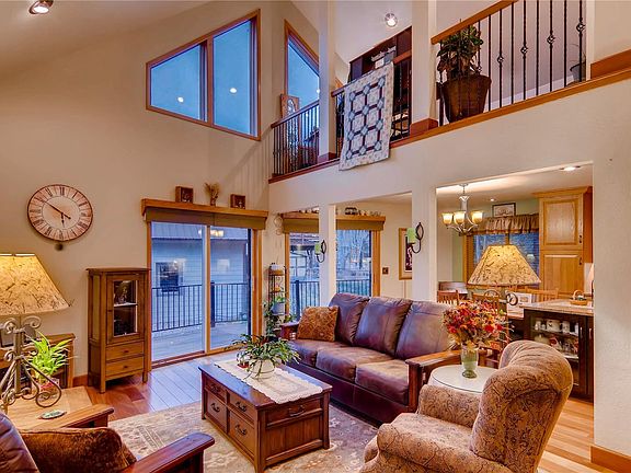 3rd image of 3445 Stone Ln