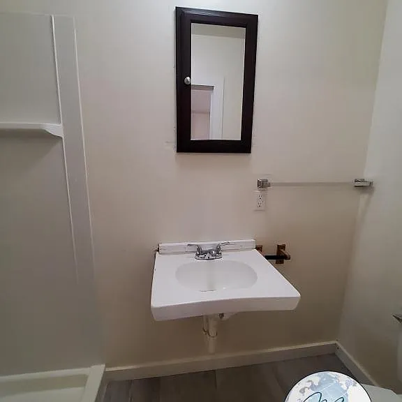 242 Washington St — Photo 33