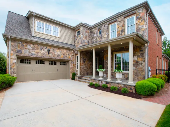 3816 Glen Iris Ln, Raleigh, NC 27612