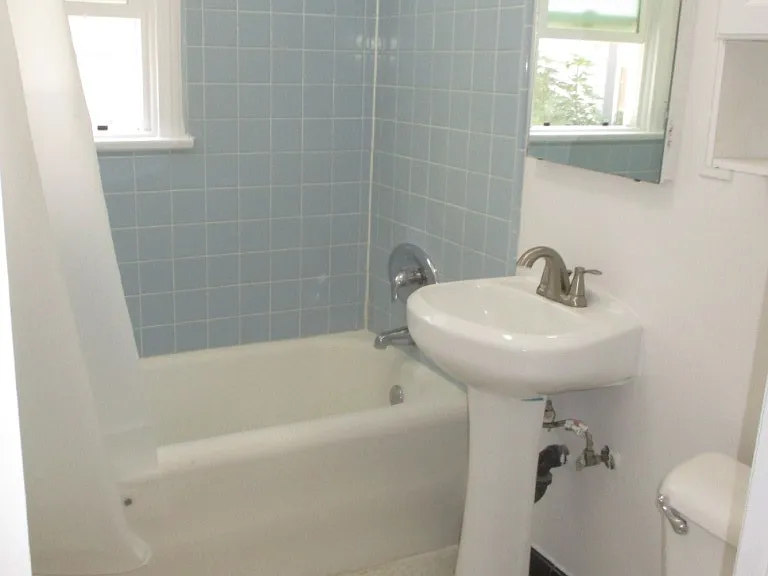 1105 Mound Ave #7 — Photo 7
