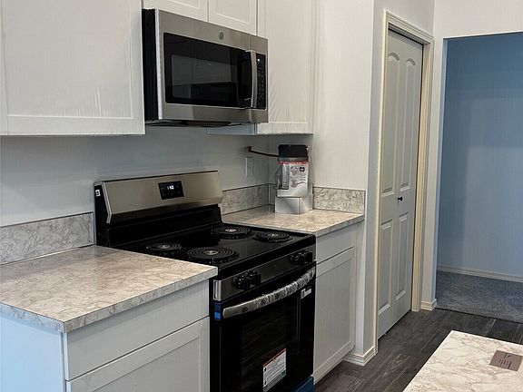 5th image of 660 El Pozo Street