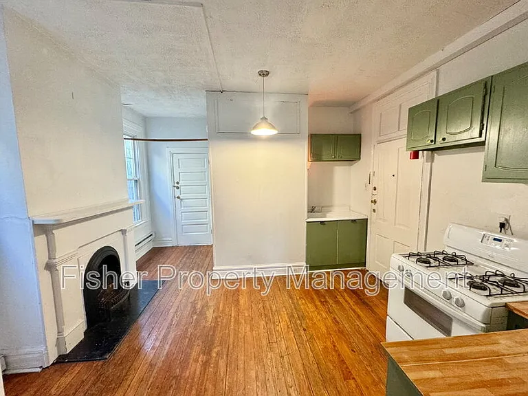 1921 Floyd Ave #2 — Photo 7