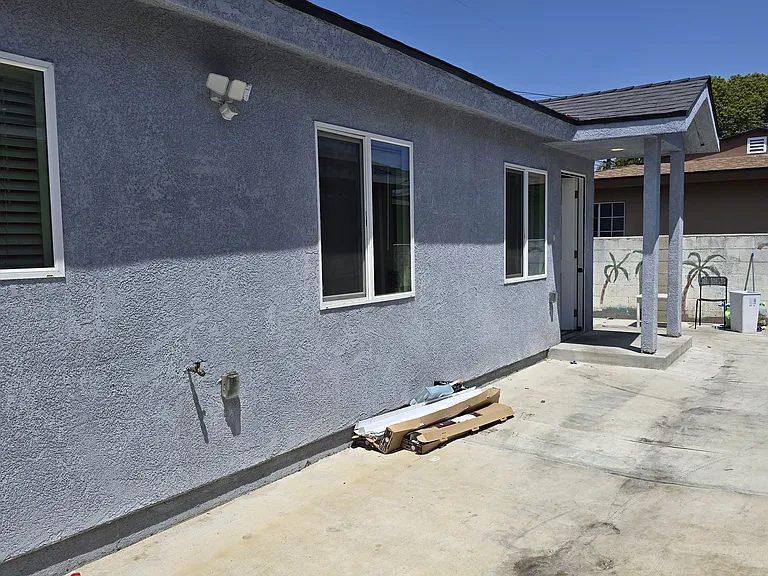 S Loch Nevis Ave — Photo 5