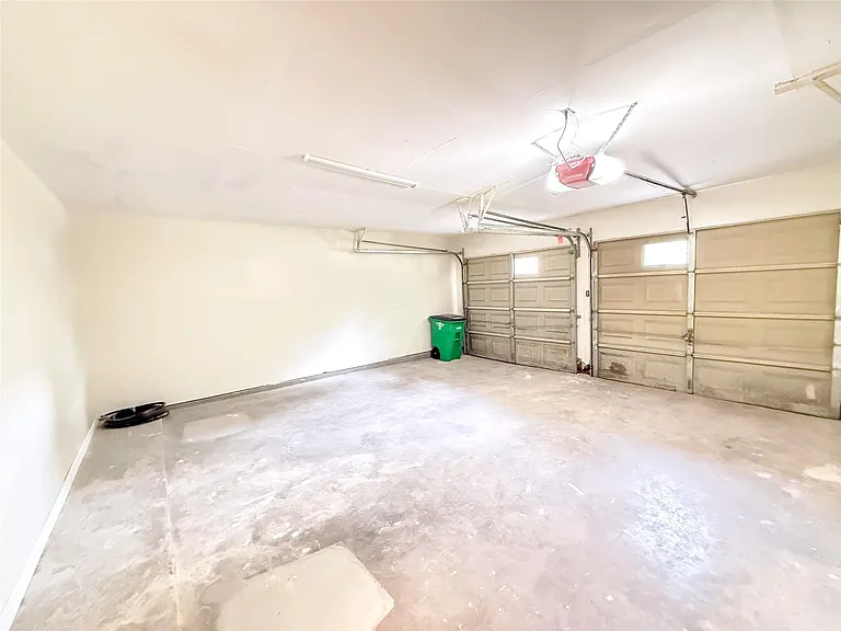 4251 Rosegate Dr — Photo 15