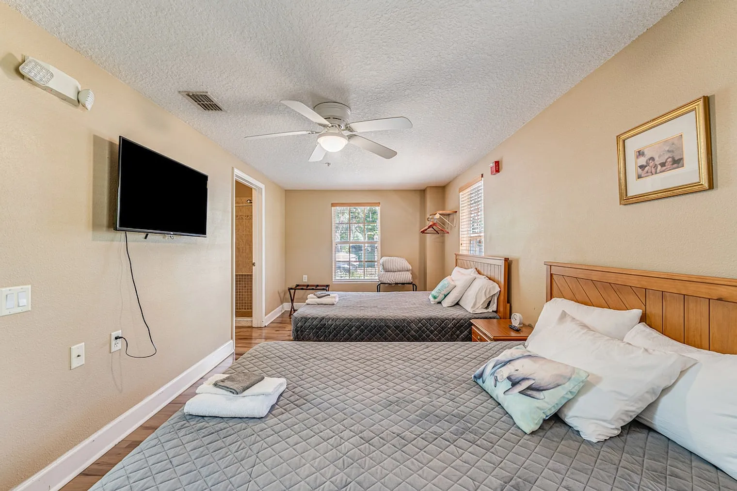 9 bed, 4.0 bath, $19,168 — Photo 4