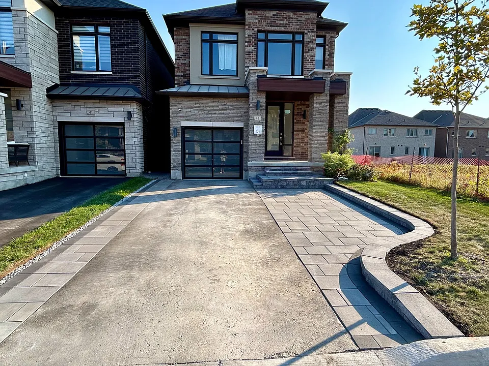 43 Auckland Dr