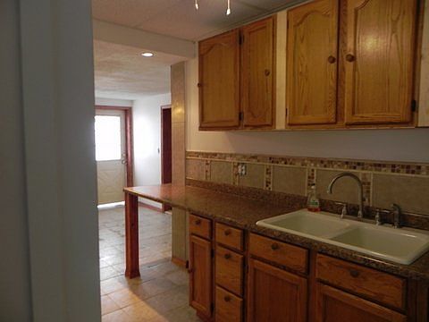 3rd image of 803 E Water St #B