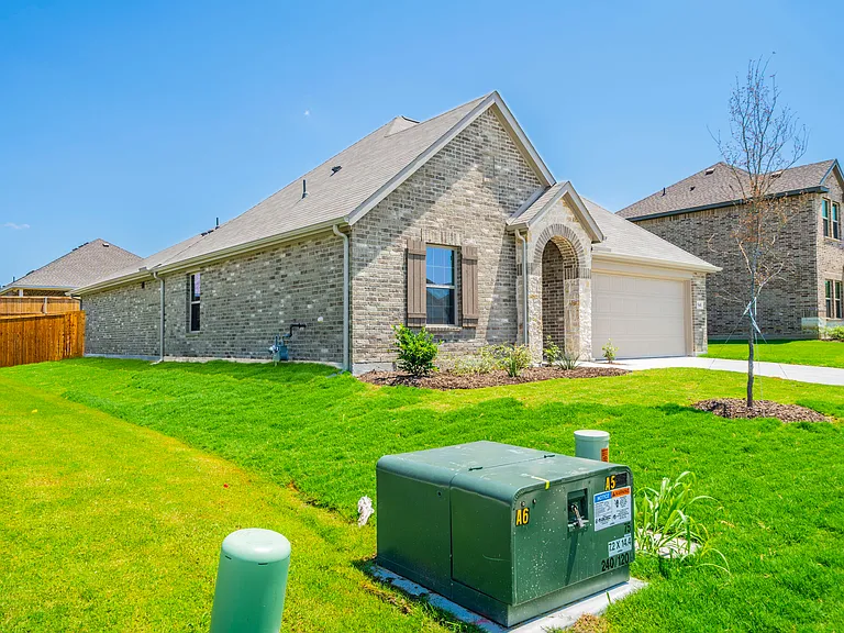 540 Brook View Dr — Photo 24