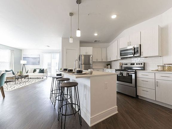 2nd image of 307 N Pennsylvania St #602