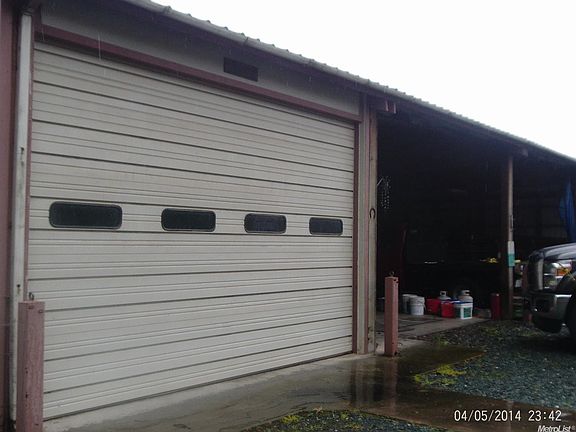 3rd image of 14057 Jeanne Ln
