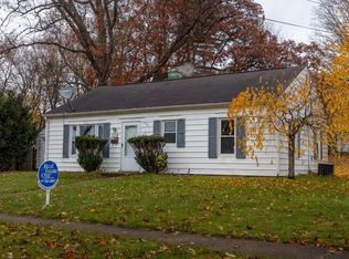1014 Burr Oak St, Albion, MI