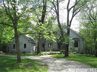 57 W Pleasant Lake Rd, North Oaks, MN 55127